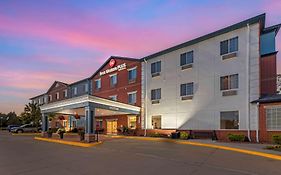 Best Western Plus Des Moines West Inn & Suites